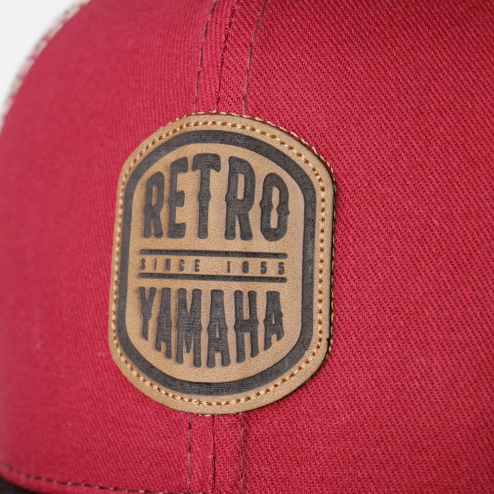 GORRA YAMAHA ADV RETRO VINOTINTO CURVA 3